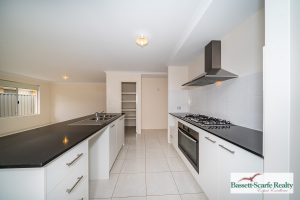 42 Pegus Meander, South Yunderup, WA 6208 AUS
