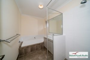 42 Pegus Meander, South Yunderup, WA 6208 AUS