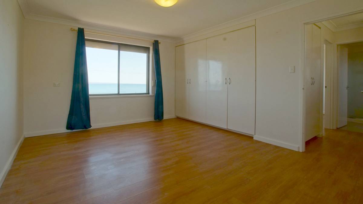2/35A Halls Head Parade, Halls Head, WA 6210 AUS