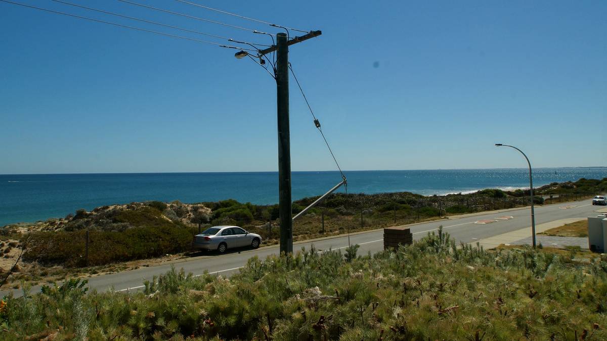 2/35A Halls Head Parade, Halls Head, WA 6210 AUS