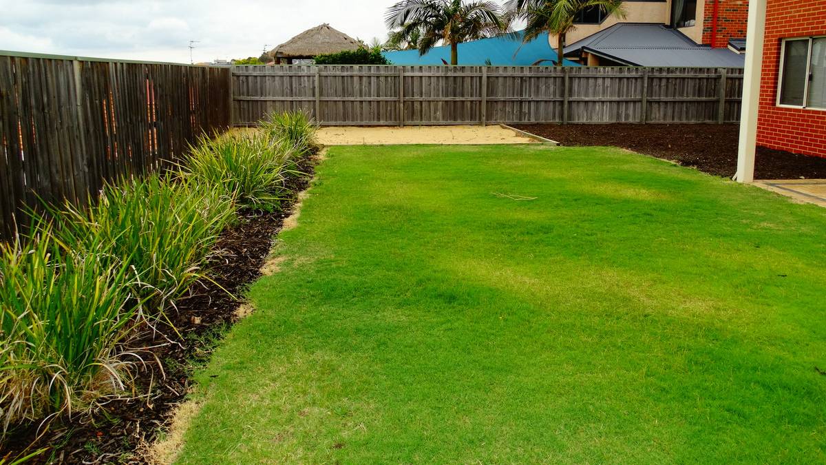 14 Lilly Pilly Lookout, HALLS HEAD, WA 6210 AUS