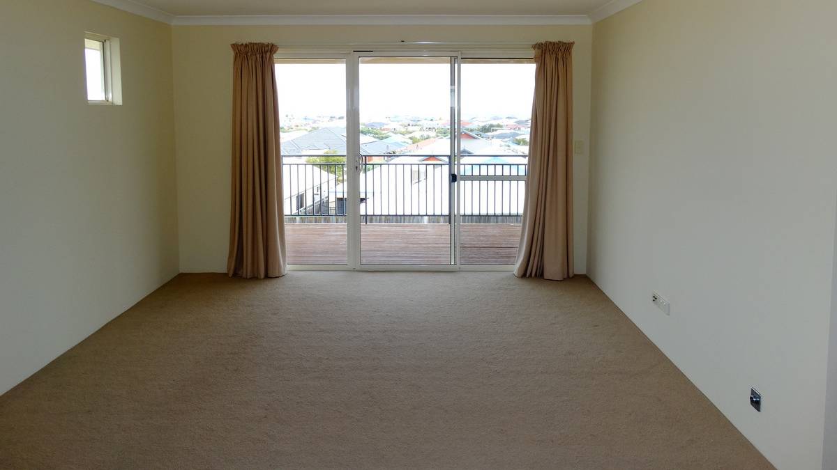 14 Lilly Pilly Lookout, HALLS HEAD, WA 6210 AUS