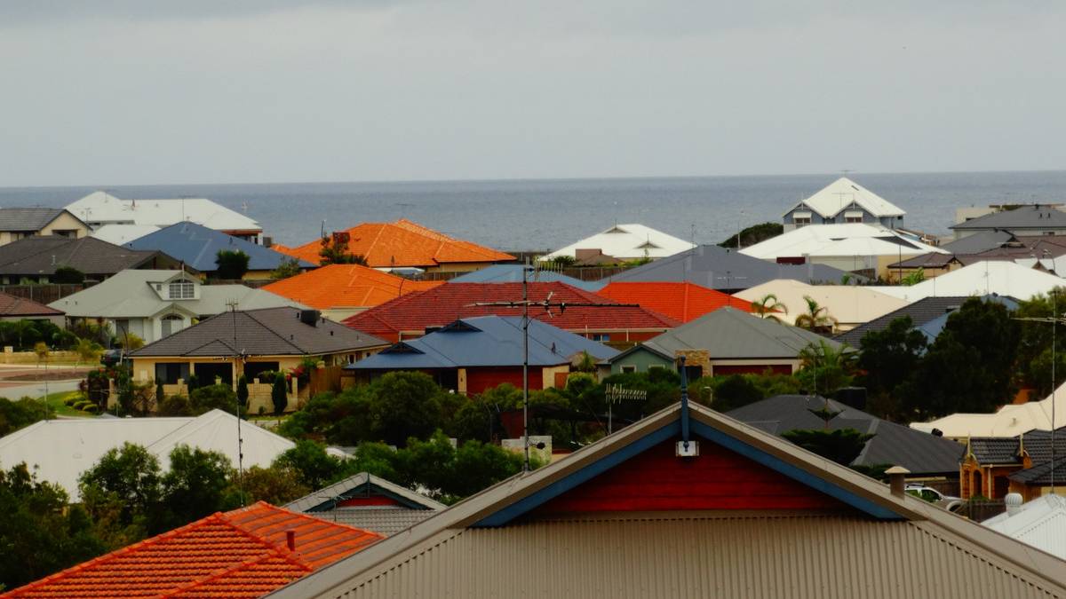 14 Lilly Pilly Lookout, HALLS HEAD, WA 6210 AUS