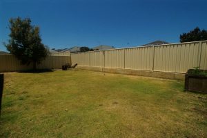 17 Highcliffe Circle, Lakelands, WA 6180 AUS