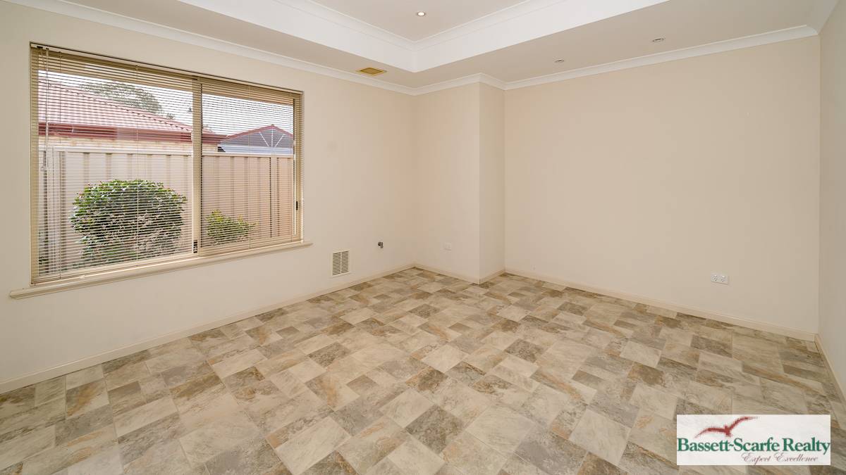 6 Saffron Loop, FALCON, WA 6210 AUS
