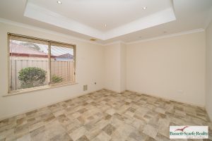 6 Saffron Loop, FALCON, WA 6210 AUS