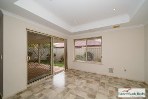 6 Saffron Loop, FALCON, WA 6210 AUS