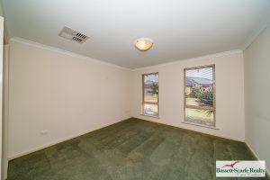 6 Saffron Loop, FALCON, WA 6210 AUS