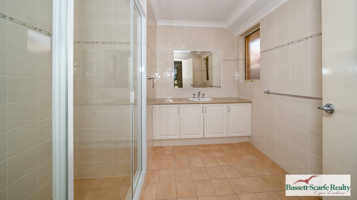 6 Saffron Loop, FALCON, WA 6210 AUS