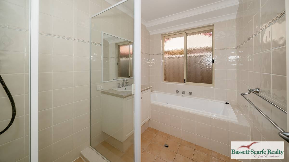 6 Saffron Loop, FALCON, WA 6210 AUS