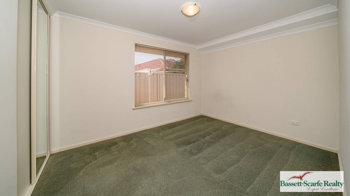 6 Saffron Loop, FALCON, WA 6210 AUS