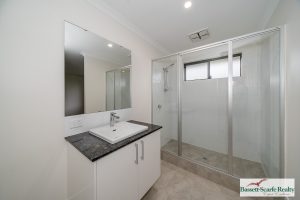 5 Goomarl Street, Dudley Park, WA 6210 AUS