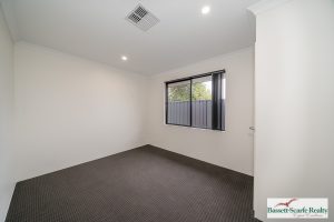 5 Goomarl Street, Dudley Park, WA 6210 AUS