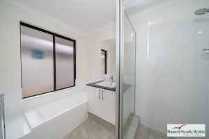 5 Goomarl Street, Dudley Park, WA 6210 AUS
