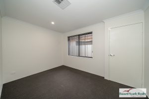 5 Goomarl Street, Dudley Park, WA 6210 AUS