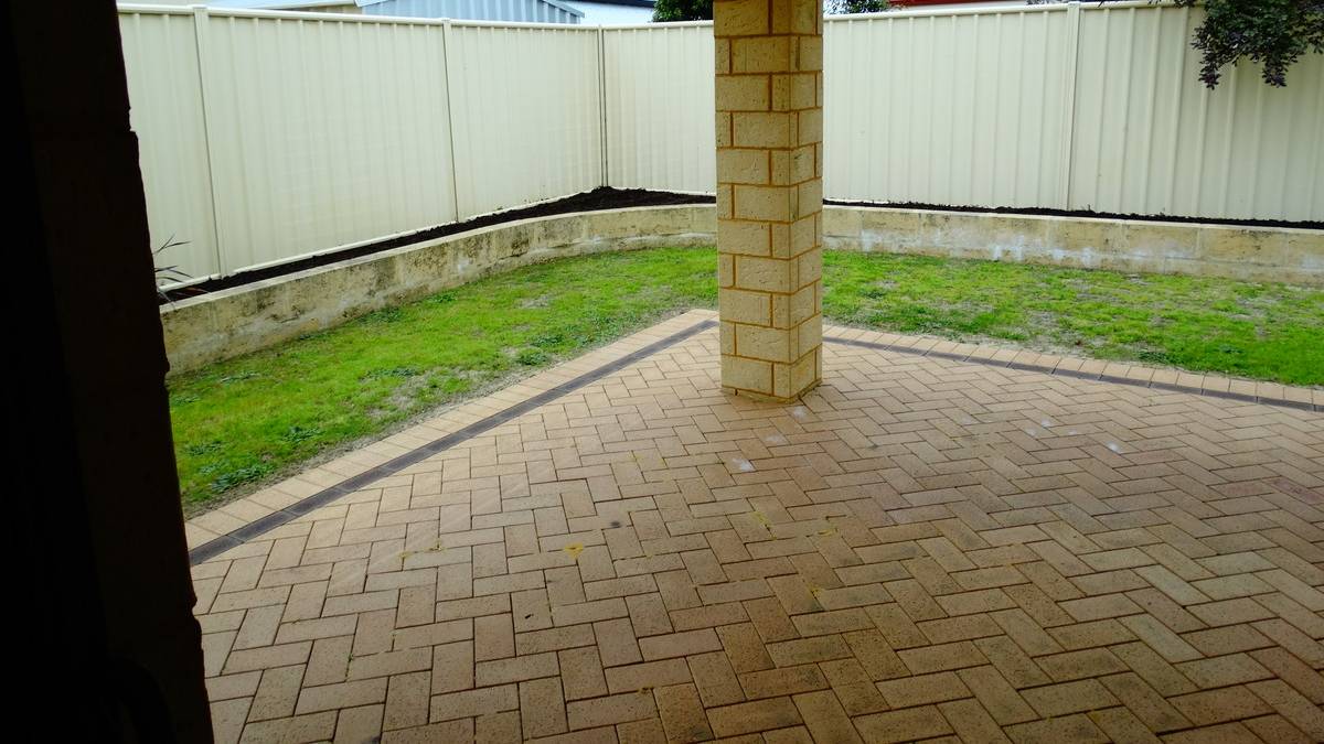 15 Duyfken Way, DUDLEY PARK, WA 6210 AUS