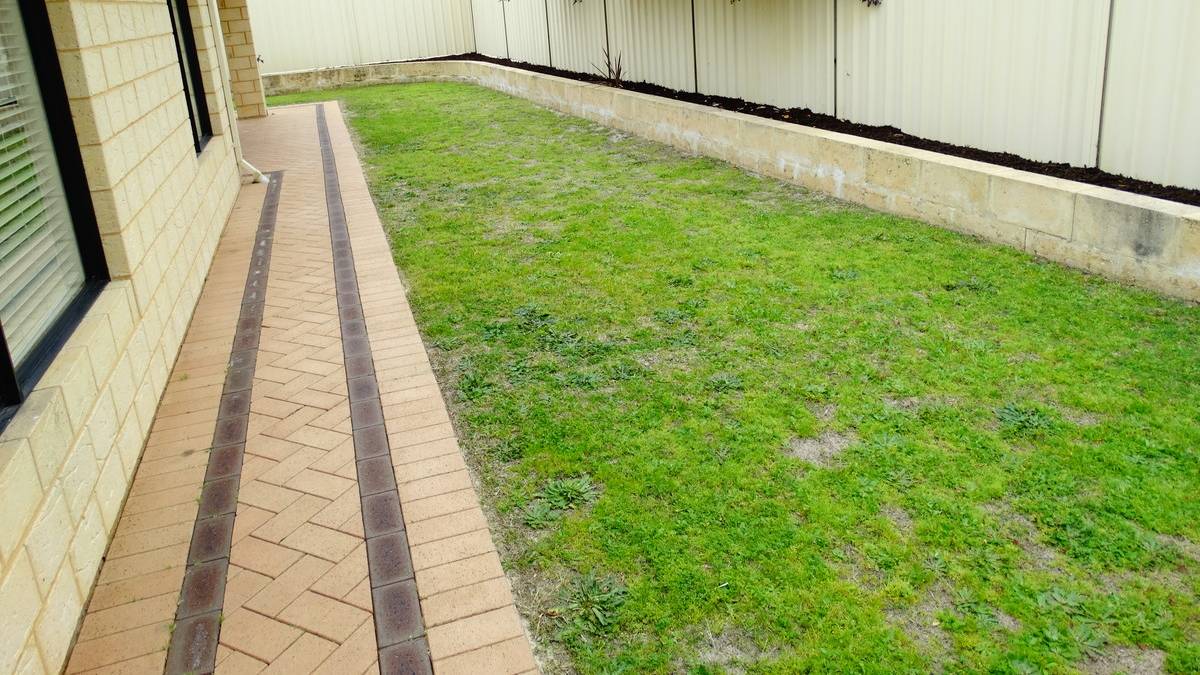 15 Duyfken Way, DUDLEY PARK, WA 6210 AUS