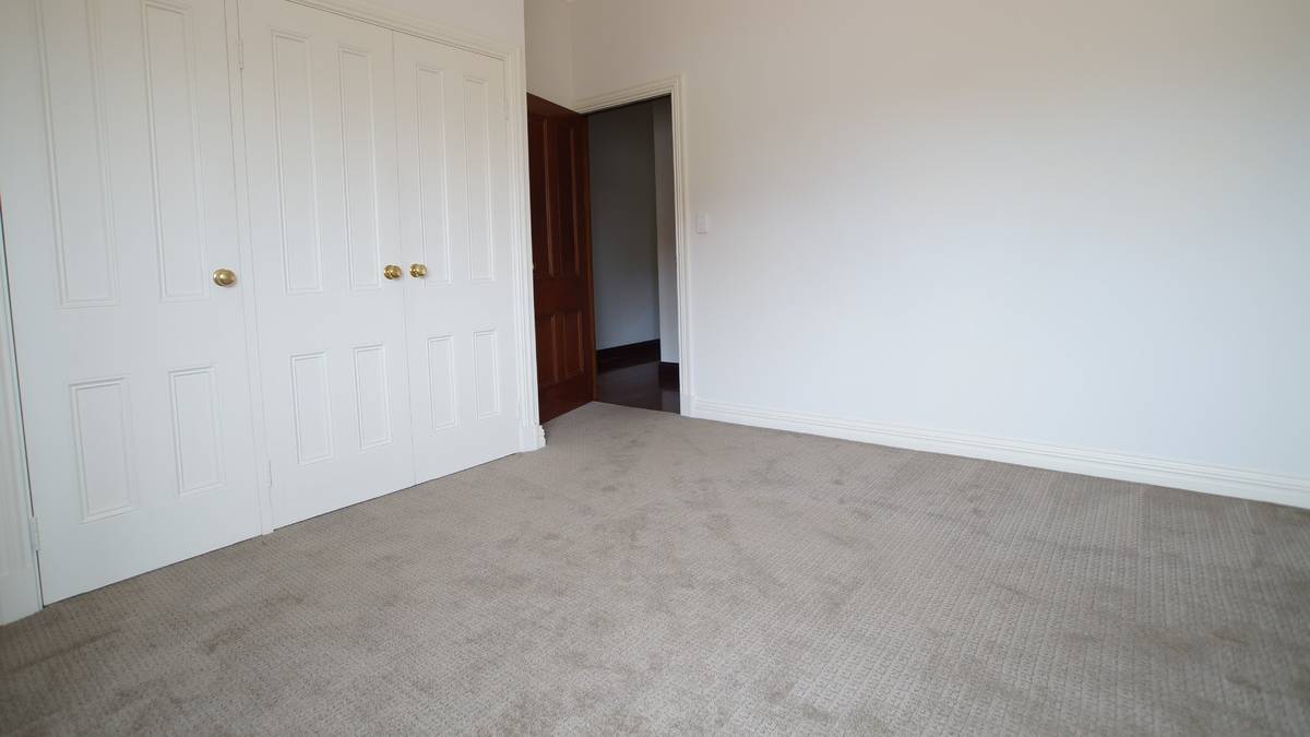 2 Barry Street, Mandurah, WA 6210 AUS