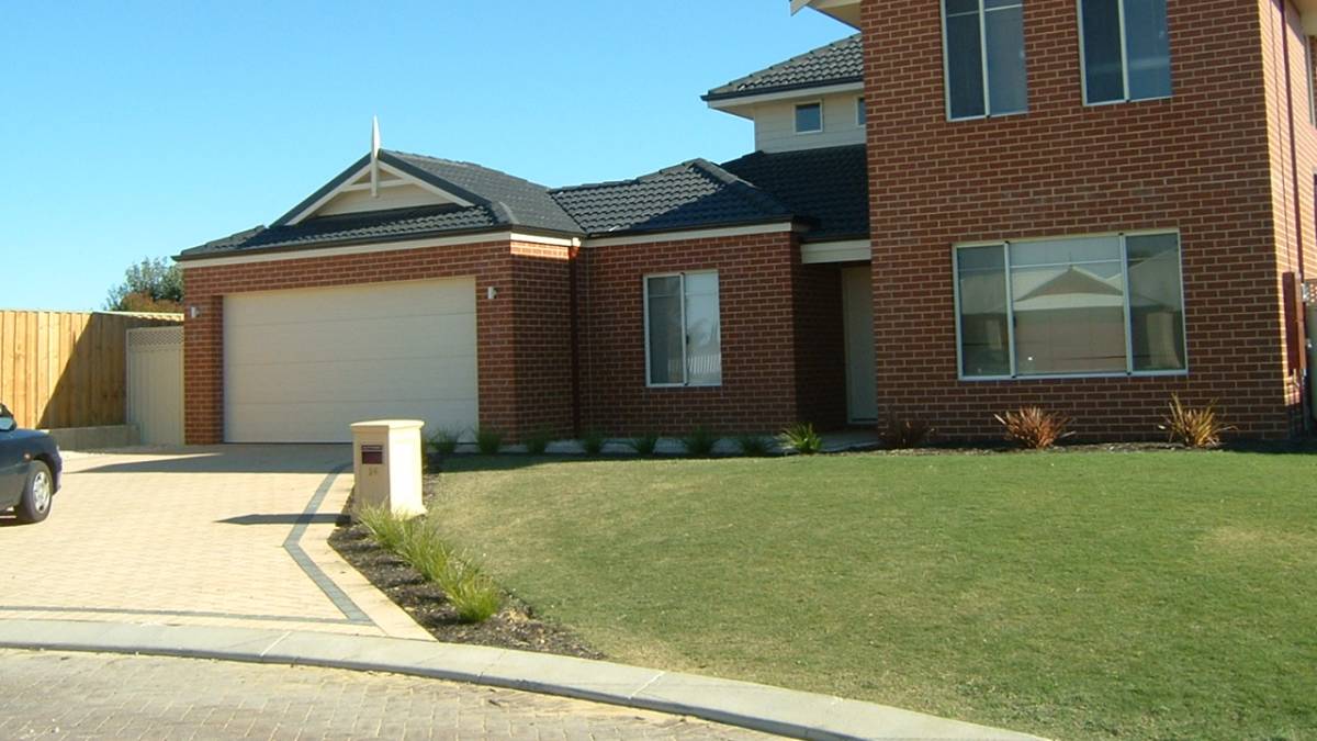 14 Lilly Pilly Lookout, HALLS HEAD, WA 6210 AUS