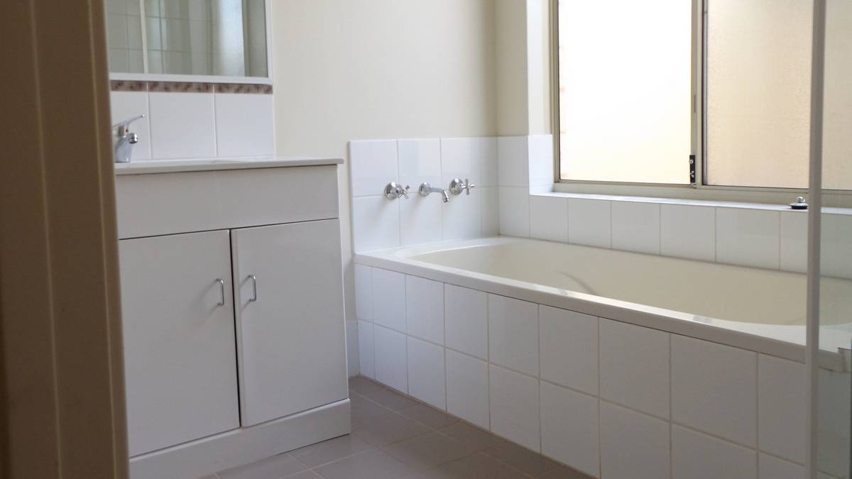1/37 Elizabeth, Mandurah, WA 6210 AUS