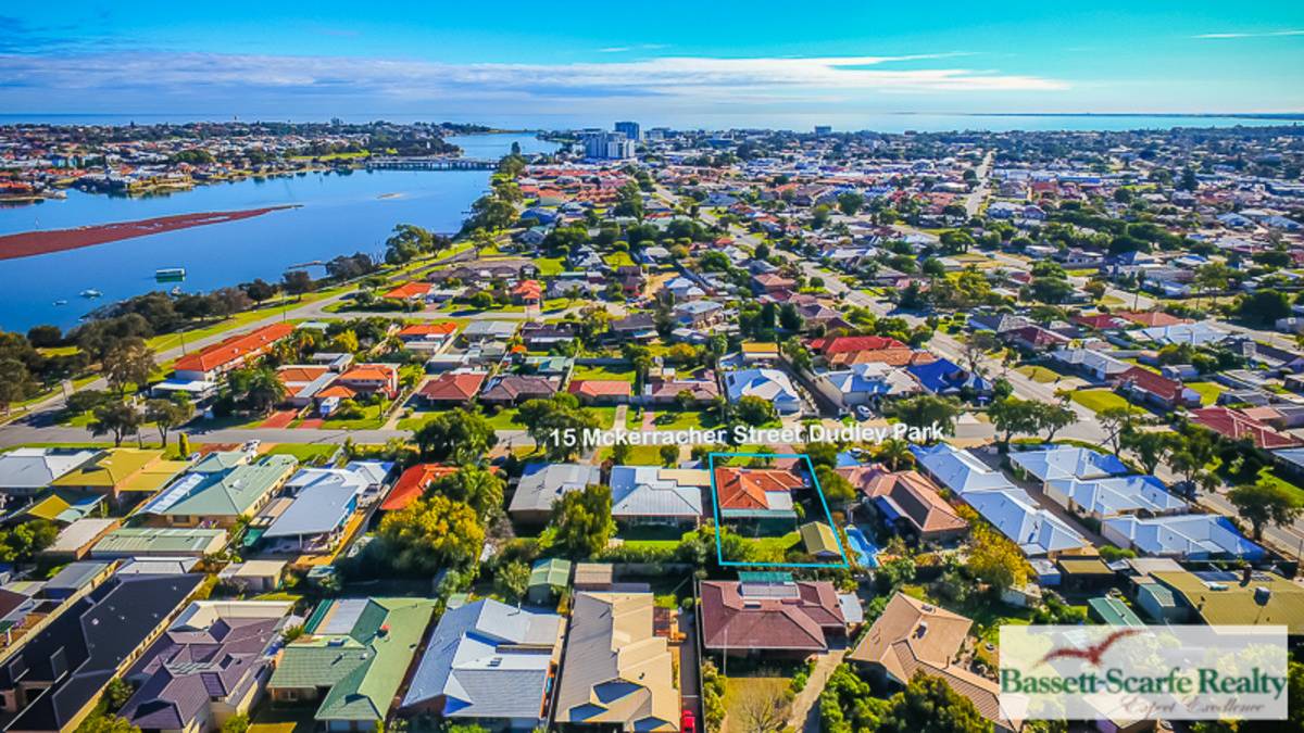 15 Mckerracher Street, DUDLEY PARK, WA 6210 AUS