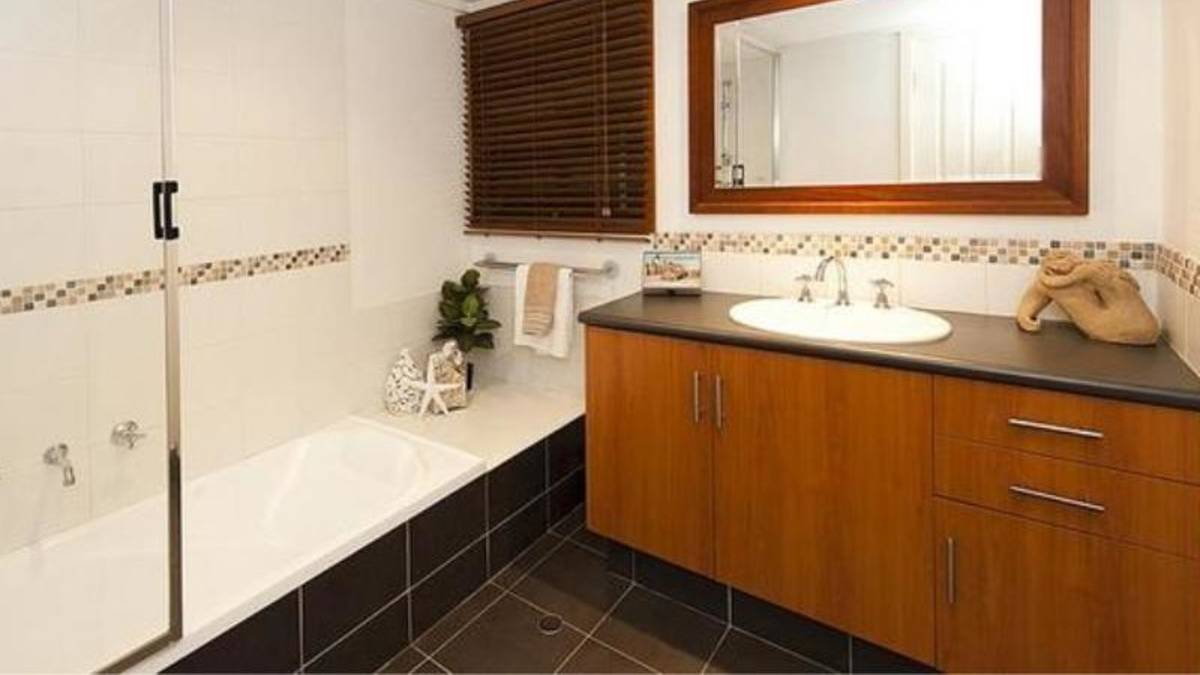 28 Yeedong Road, Falcon, WA 6210 AUS