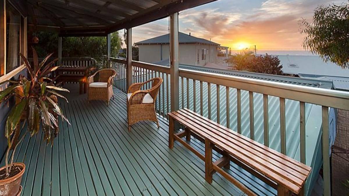28 Yeedong Road, Falcon, WA 6210 AUS