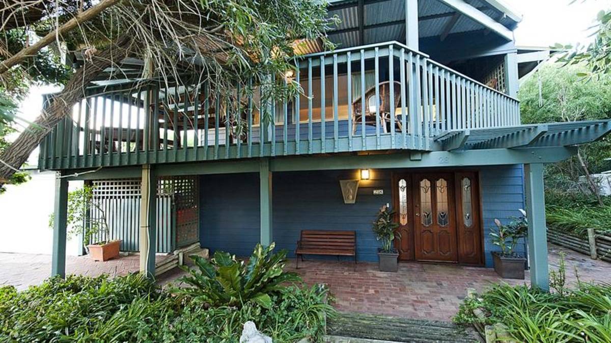 28 Yeedong Road, Falcon, WA 6210 AUS