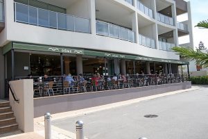 6 Oversby Street, Halls Head, WA 6210 AUS