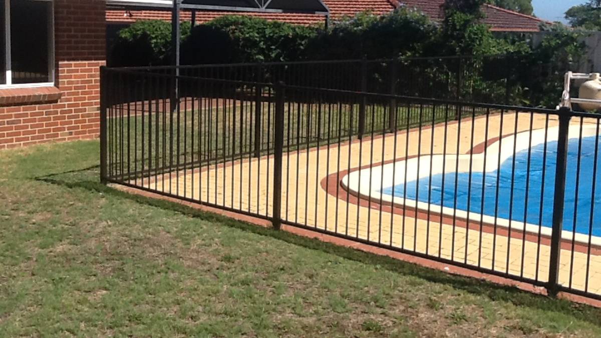 37 Everlasting Retreat, Halls Head, WA 6210 AUS