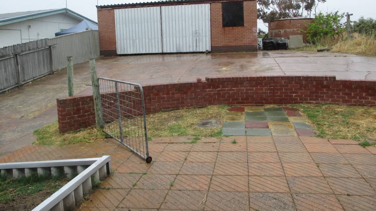 27 Spinaway Parade, FALCON, WA 6210 AUS