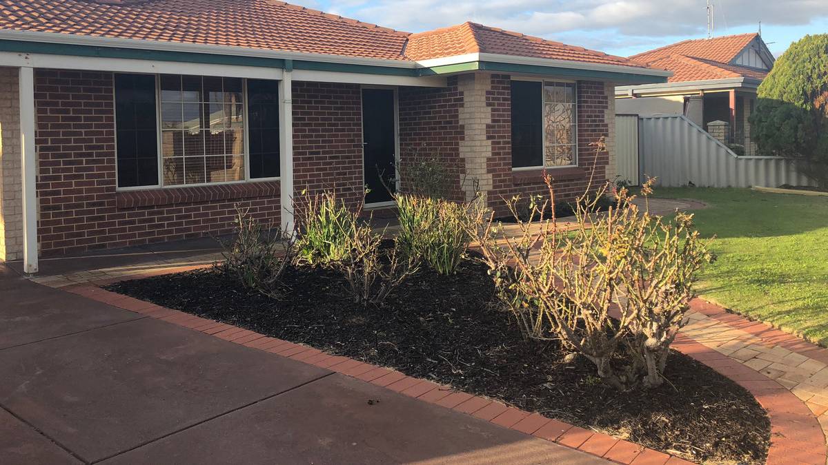 11 Mariner Place, Halls Head, WA 6210 AUS