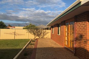 11 Mariner Place, Halls Head, WA 6210 AUS