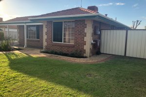 11 Mariner Place, Halls Head, WA 6210 AUS
