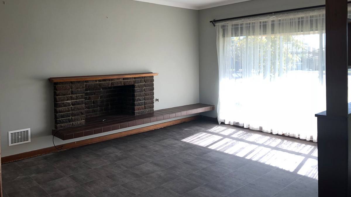 7 Leigh Street, Dudley Park, WA 6210 AUS