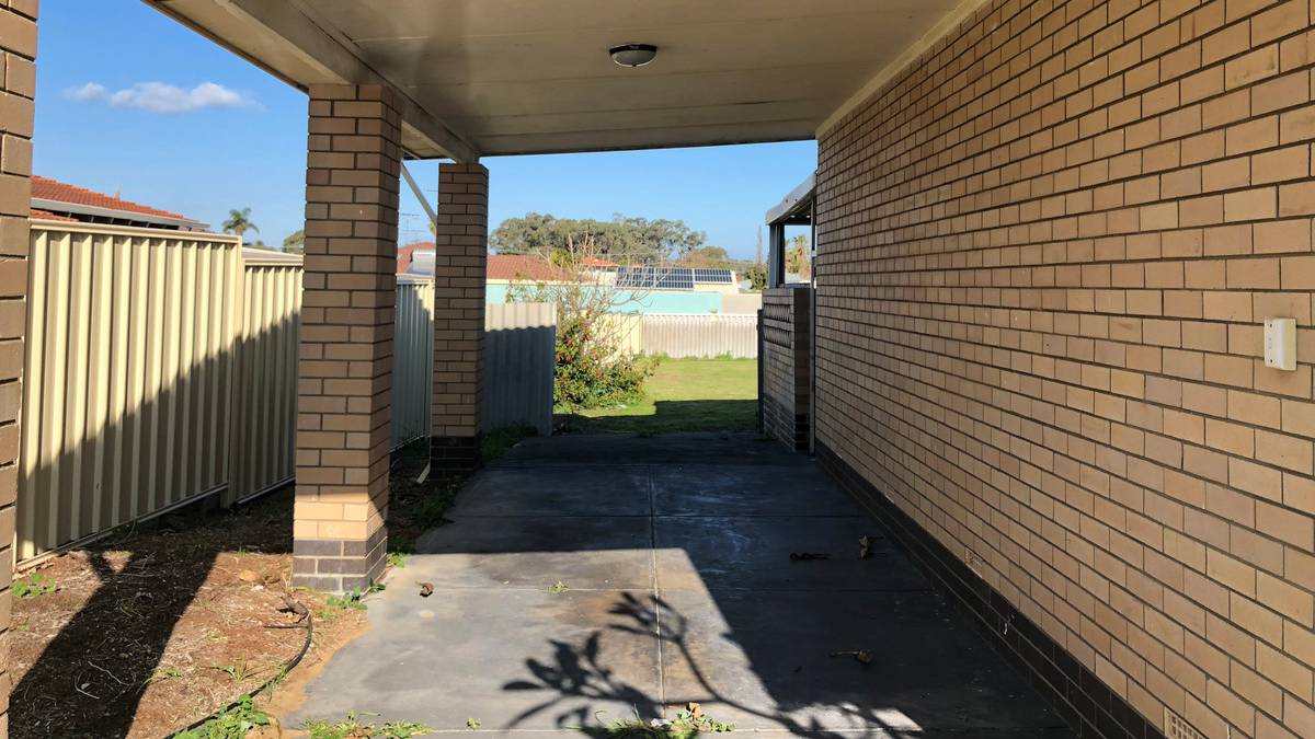 7 Leigh Street, Dudley Park, WA 6210 AUS