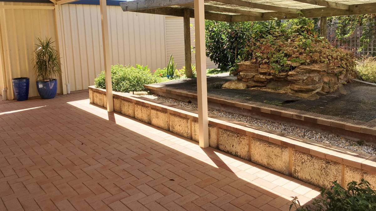 35 Willoughbridge Crescent, ERSKINE, WA 6210 AUS