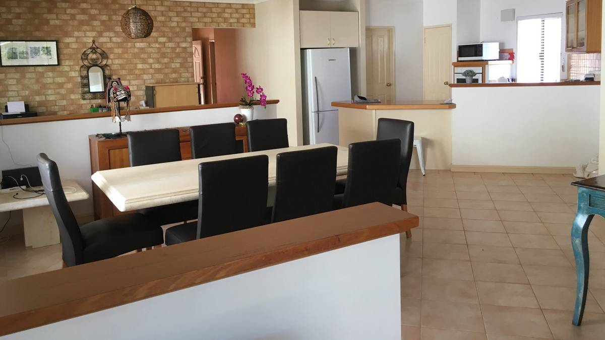 35 Willoughbridge Crescent, ERSKINE, WA 6210 AUS