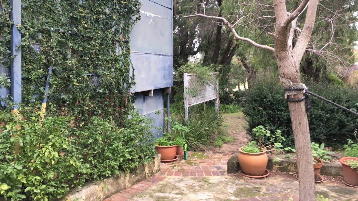 3 Tanjinn Street, DAWESVILLE, WA 6211 AUS
