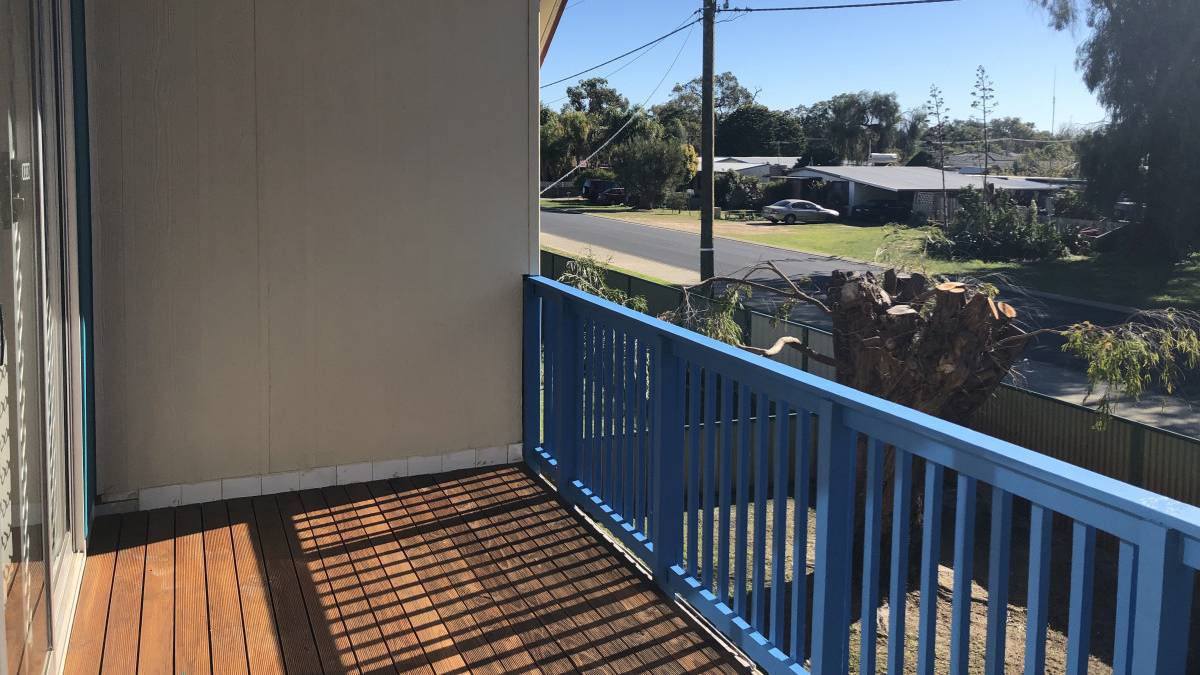 8 Birchley Road, Coodanup, WA 6210 AUS