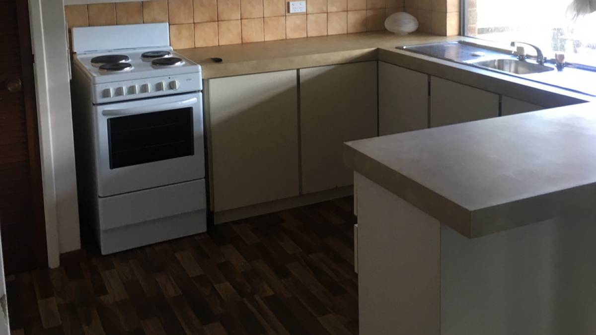 1 Illabrook Street, Dudley Park, WA 6210 AUS