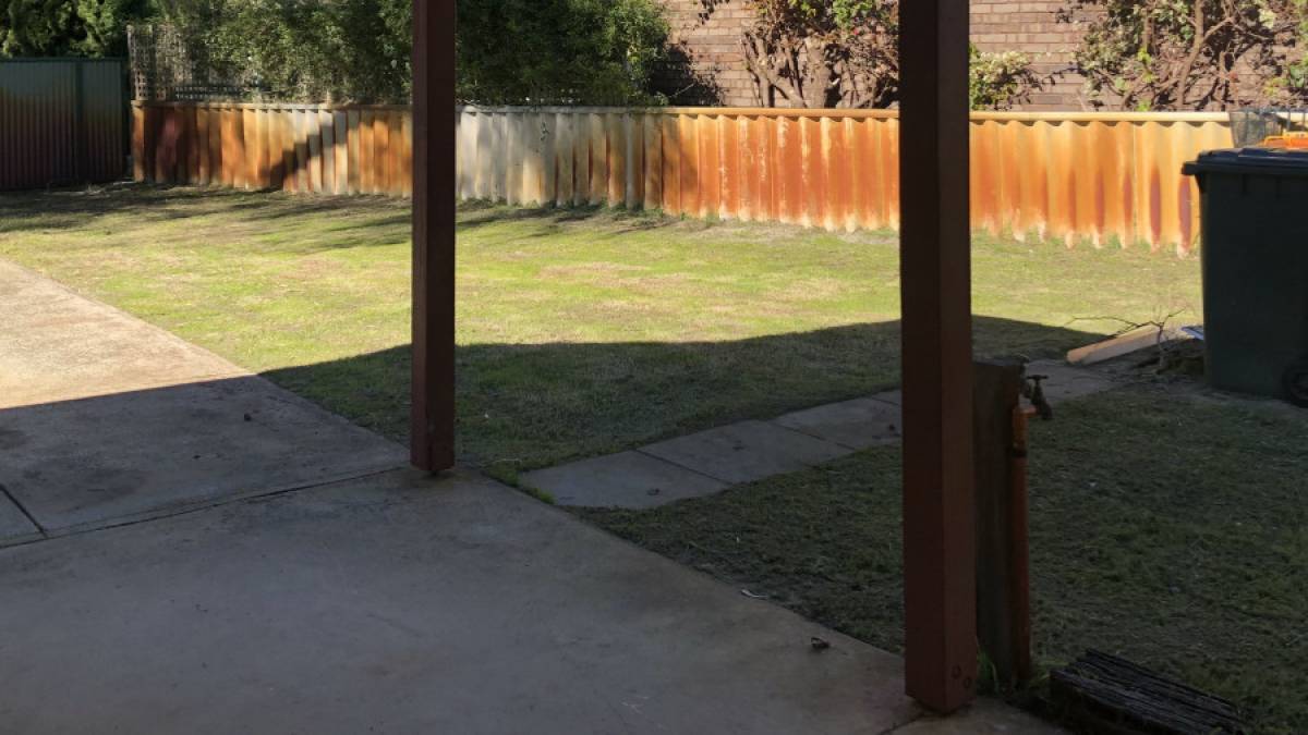 8 Birchley Road, Coodanup, WA 6210 AUS