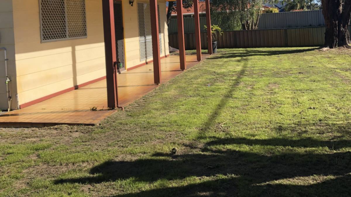 8 Birchley Road, Coodanup, WA 6210 AUS