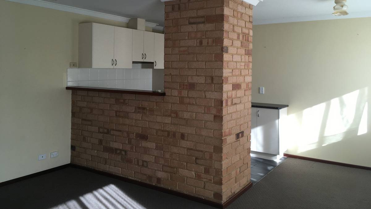 1/35 - 37 Sholl Street, Mandurah, WA 6210 AUS