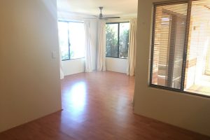 1/4 Binnar Court, Erskine, WA 6210 AUS