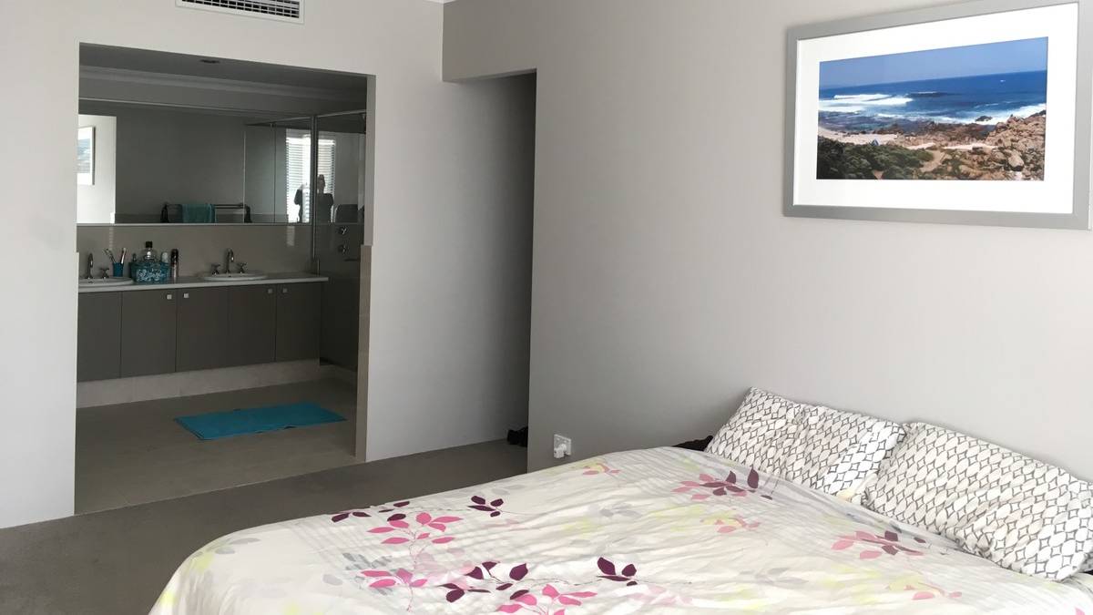 9 Tallas Road, Silver Sands, WA 6210 AUS