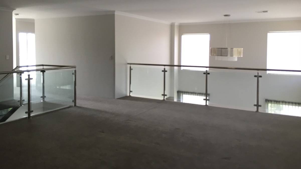 9 Tallas Road, Silver Sands, WA 6210 AUS