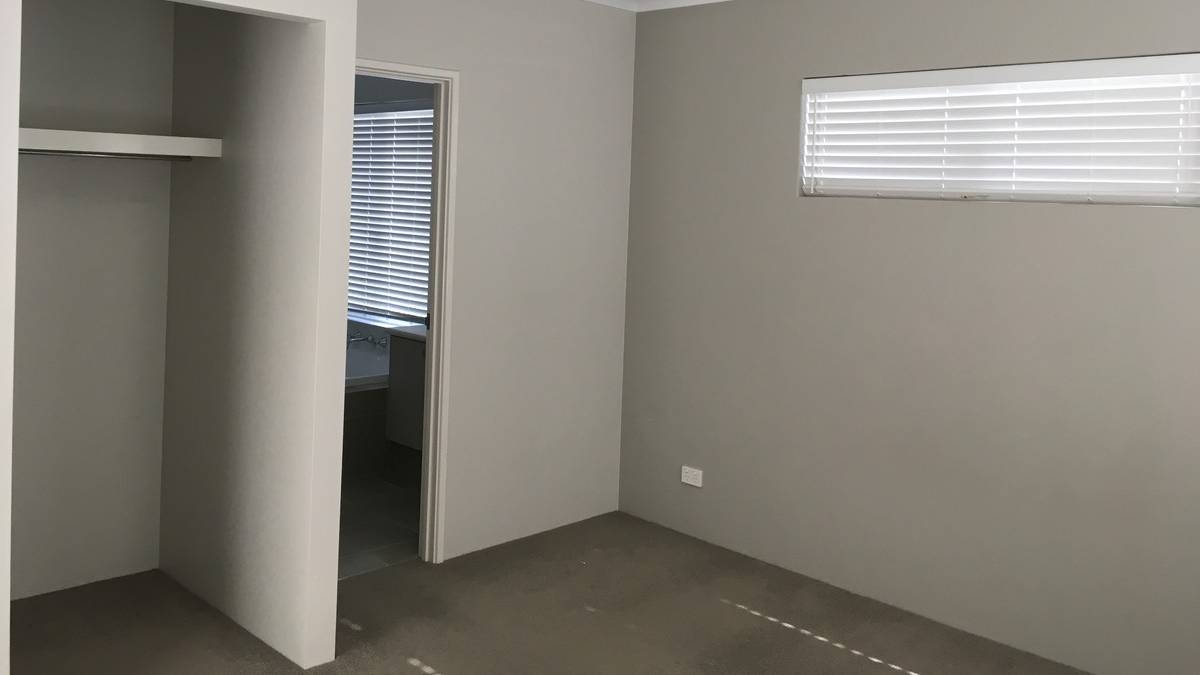 9 Tallas Road, Silver Sands, WA 6210 AUS