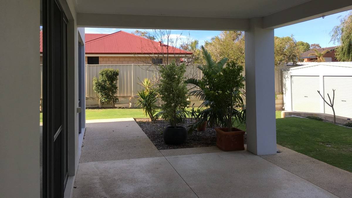 9 Tallas Road, Silver Sands, WA 6210 AUS