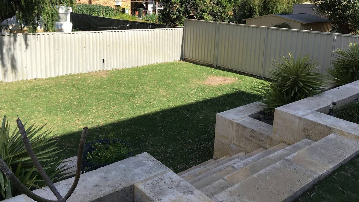 9 Tallas Road, Silver Sands, WA 6210 AUS